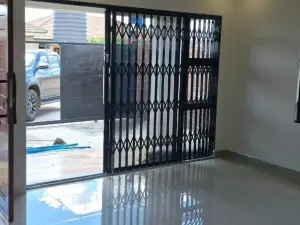 5 Bedroom House to Rent in Southview Park