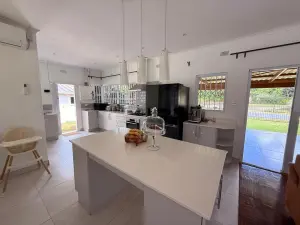 4 Bedroom House to Rent in Mount Pleasant