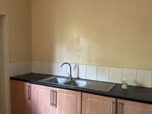 4 Bedroom House to Rent in Glen Lorne