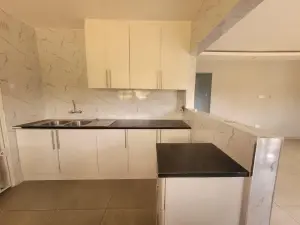 3 Bedroom House to Rent in Waterfalls