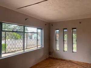 3 Bedroom House to Rent in Houghton Park