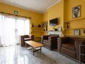 Office to Rent in Avenues