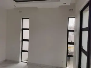 Flat/Apartment to Rent in Borrowdale West