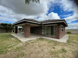 3 Bedroom House to Rent in Hatfield