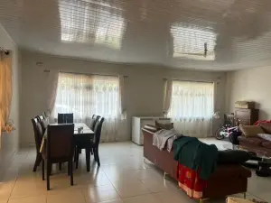 4 Bedroom House to Rent in Rockview