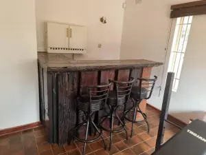 4 Bedroom House to Rent in Mount Pleasant