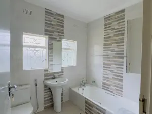 3 Bedroom House to Rent in Alexandra Park