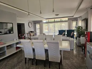 Townhouse/Cluster to Rent in Marlborough