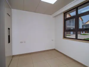 Flat/Apartment to Rent in Greendale North