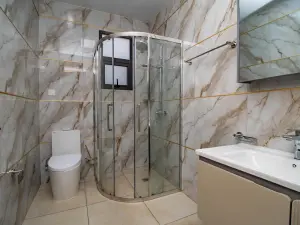 Flat/Apartment to Rent in Greendale North