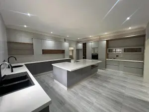 4 Bedroom House to Rent in Greendale