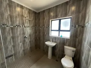 4 Bedroom House to Rent in Greendale