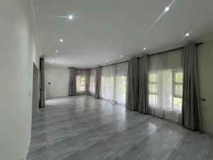 4 Bedroom House to Rent in Greendale