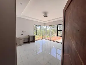 8 Bedroom House to Rent in Greystone Park