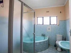 4 Bedroom House to Rent in Vainona