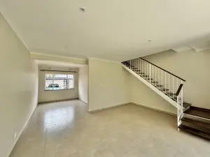 Flat/Apartment to Rent in Avondale