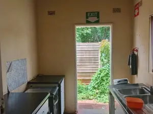 Office to Rent in Upper Hillside