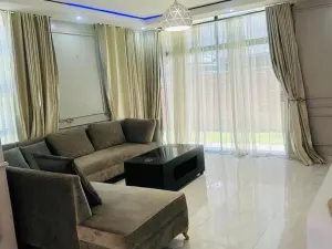 Flat/Apartment to Rent in Highlands