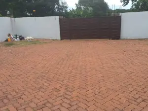 6 Bedroom House to Rent in Quinnington