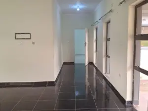 6 Bedroom House to Rent in Quinnington