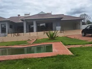 6 Bedroom House to Rent in Quinnington