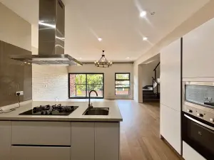 Townhouse/Cluster to Rent in Avondale