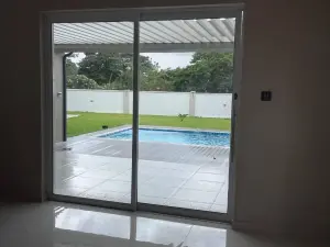 5 Bedroom House to Rent in Borrowdale