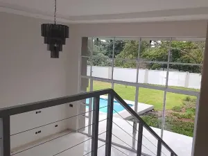 5 Bedroom House to Rent in Borrowdale