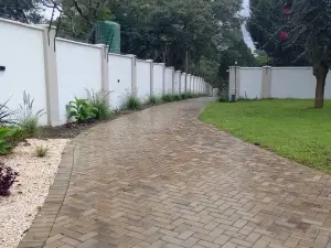 5 Bedroom House to Rent in Borrowdale