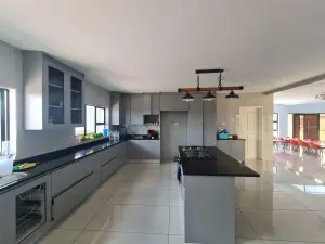 Other Commercial to Rent in Sunway City