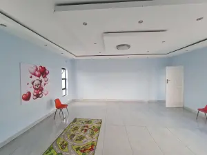 Other Commercial to Rent in Sunway City