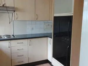 Flat/Apartment to Rent in Avondale