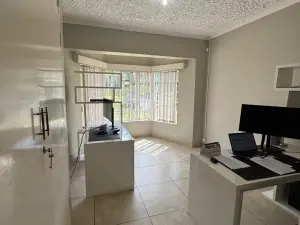 3 Bedroom House to Rent in Chisipite