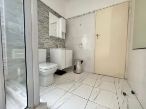 Flat/Apartment to Rent in Avenues