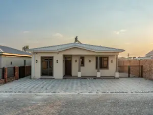 3 Bedroom House to Rent in Arlington