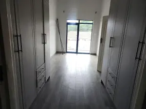 Flat/Apartment to Rent in Belvedere