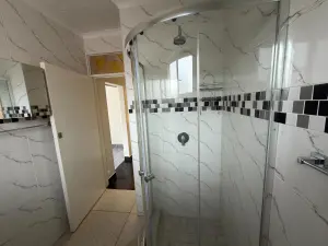 Flat/Apartment to Rent in Avondale