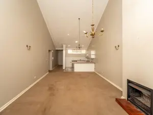 2 Bedroom Cottage/Garden Flat to Rent in Borrowdale