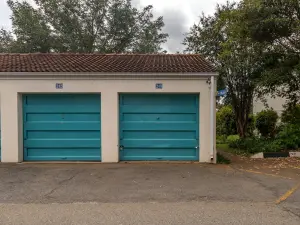 2 Bedroom Cottage/Garden Flat to Rent in Borrowdale