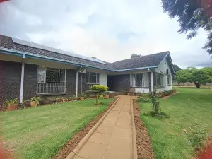 3 Bedroom House to Rent in The Grange