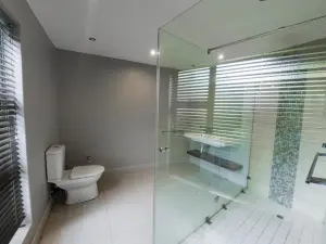 Office to Rent in Borrowdale