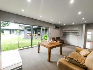 Office to Rent in Borrowdale