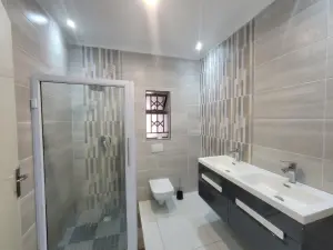 3 Bedroom House to Rent in Chisipite