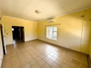 4 Bedroom House to Rent in Greendale