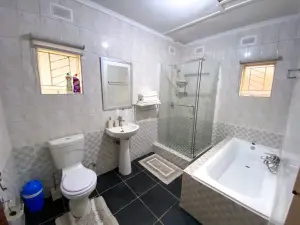 2 Bedroom Cottage/Garden Flat to Rent in Helensvale