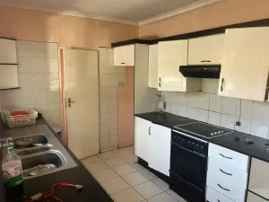 3 Bedroom House to Rent in Marlborough