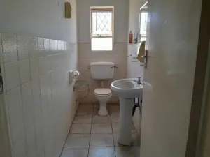 Other Commercial to Rent in Avondale