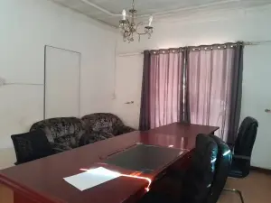 Other Commercial to Rent in Avondale