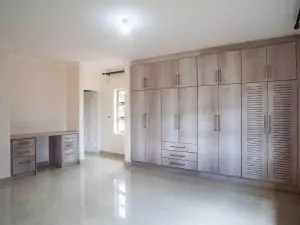 Townhouse/Cluster to Rent in Borrowdale