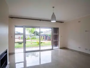 Townhouse/Cluster to Rent in Borrowdale